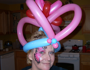 Valentine's Hat Balloon Twisting